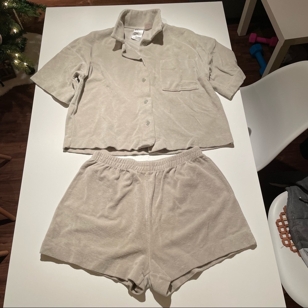 H&M Lounge Set Size Medium